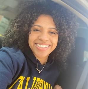 Meet your Posher, Jasmine